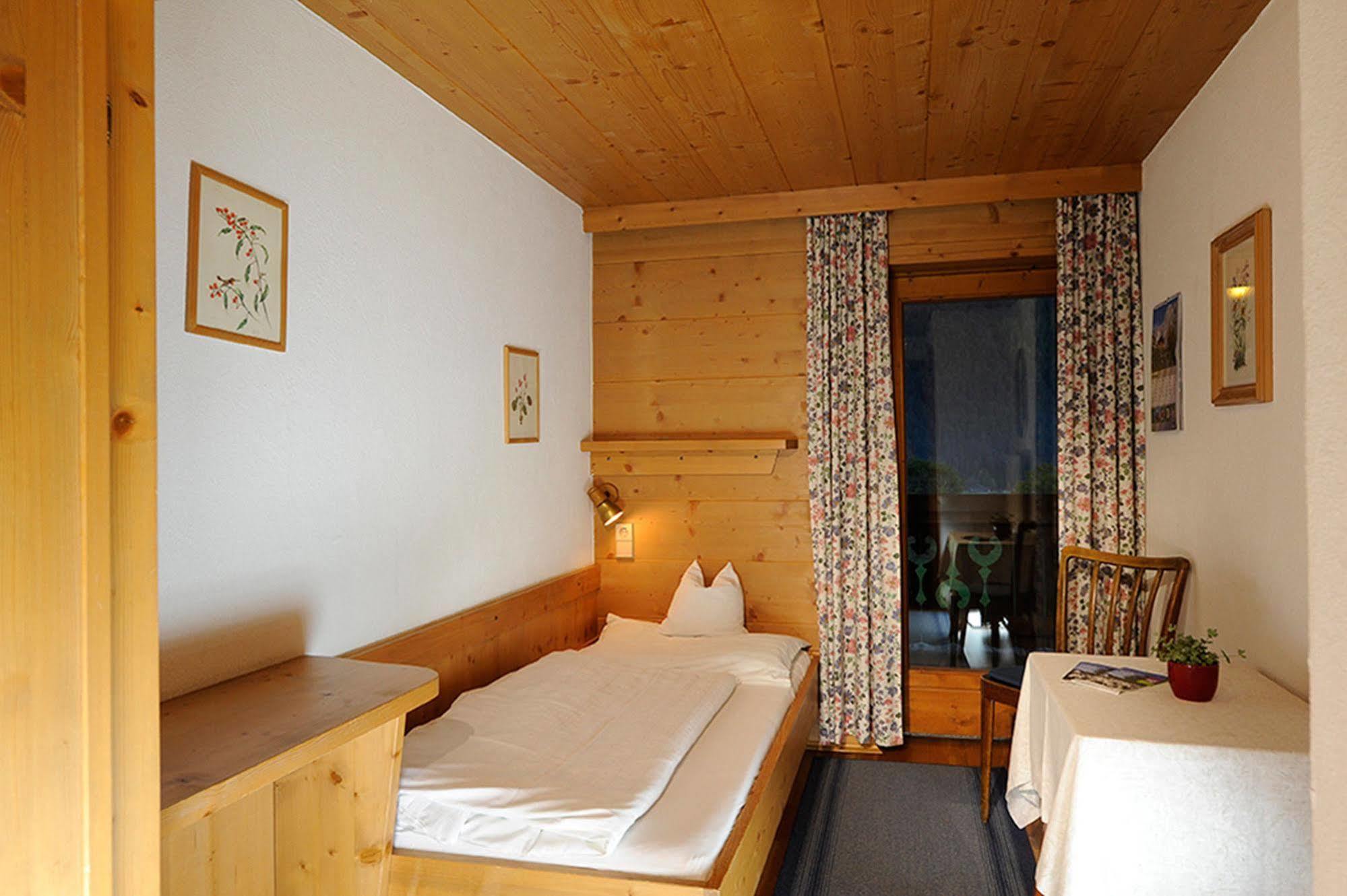 Gasthaus Sonne Tarrenz Zewnętrze zdjęcie